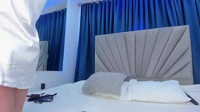 Dakotacarvajal online show from 02/24/25, 12:16