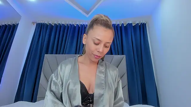 Dakotacarvajal online show from 02/27/25, 03:26