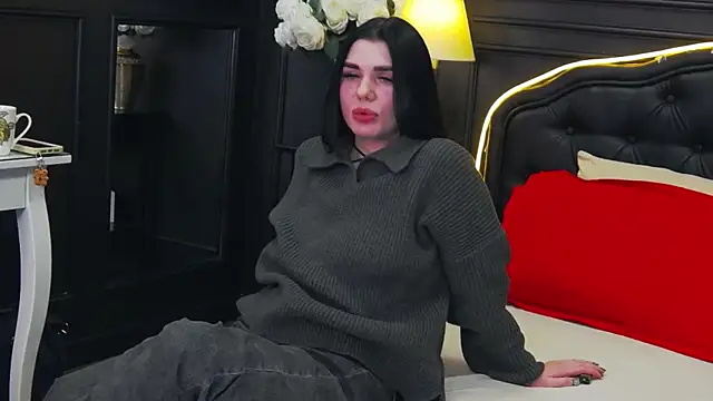 MaeveMoon online show from 02/07/25, 08:10