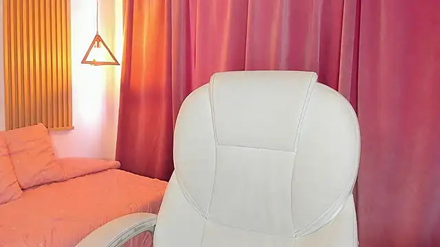 im morgann online show from 02/18/25, 04:26