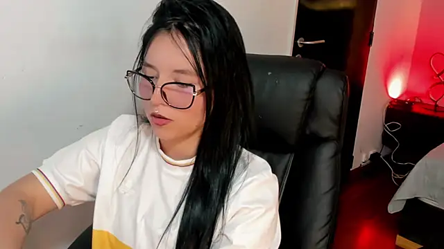 emily carter19 online show from 03/20/25, 06:42