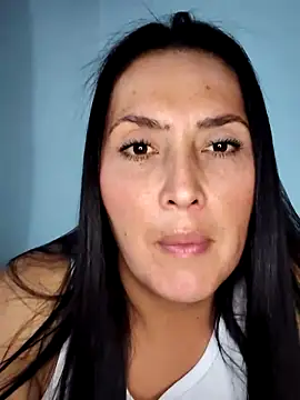 dulce valeriaa online show from 02/22/25, 12:05