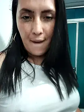 dulce valeriaa online show from 03/02/25, 04:07