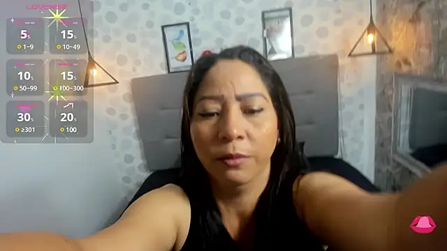 Michelle  taylor online show from 02/09/25, 10:54