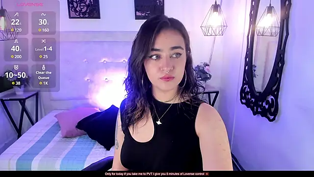 Molly 25 online show from 02/11/25, 02:57