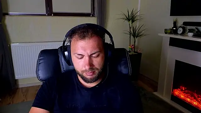 JamieNoxus online show from 05/19/26, 04:52