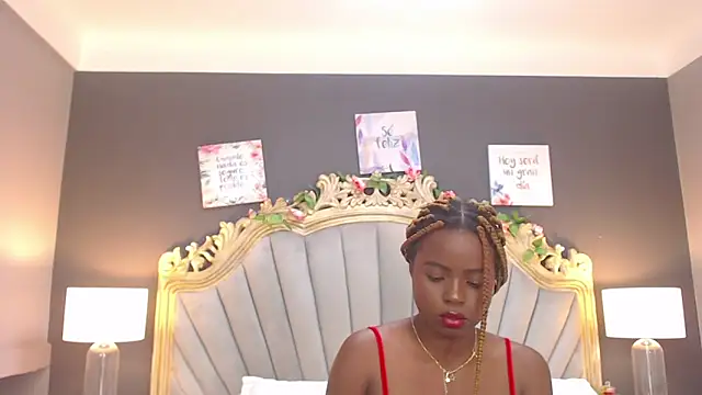 LindaBird online show from 02/13/25, 08:55