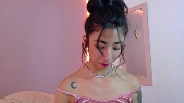 oishii ambar online show from 02/18/25, 05:21