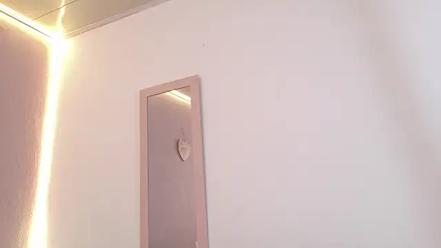 oishii ambar online show from 03/07/25, 04:11