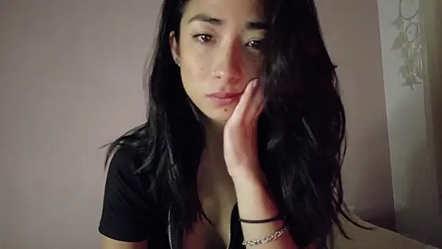 oishii ambar online show from 09/20/25, 10:49