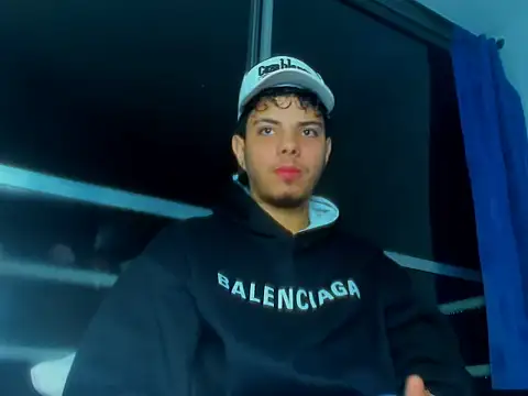 Alessandro 1610 online show from 10/02/25, 05:58