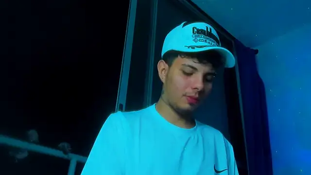 Alessandro 1610 online show from 10/20/25, 04:02