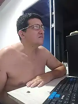 PECHO100 online show from 07/26/26, 03:58
