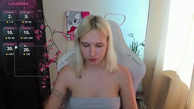 EvelinaLuu online show from 07/02/26, 03:23