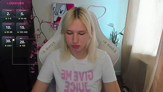 EvelinaLuu online show from 07/07/26, 02:25