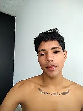 BrawnLove02 online show from 02/28/25, 05:15
