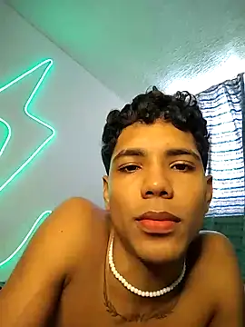 BrawnLove02 online show from 03/04/25, 03:48
