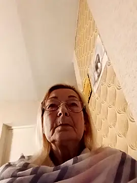 SophiaSky6037 online show from 02/19/25, 04:22