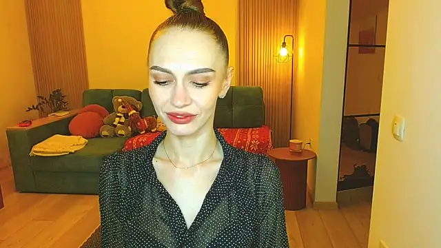 Snapshot of Lady_Sunshine_ chatting on 12/05/25, 07:50 Lady Sunshine online show from 12/05/25, 07:50