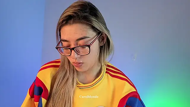 Carolblonde online show from 07/04/26, 06:30