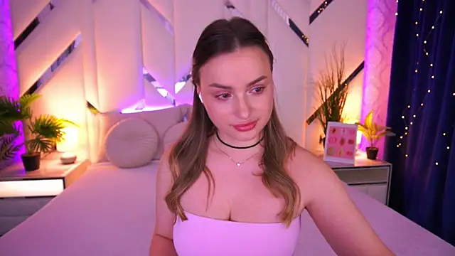 LindsieGreyy online show from 02/16/26, 02:35