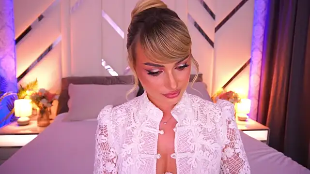 LindsieGreyy online show from 07/25/26, 12:47
