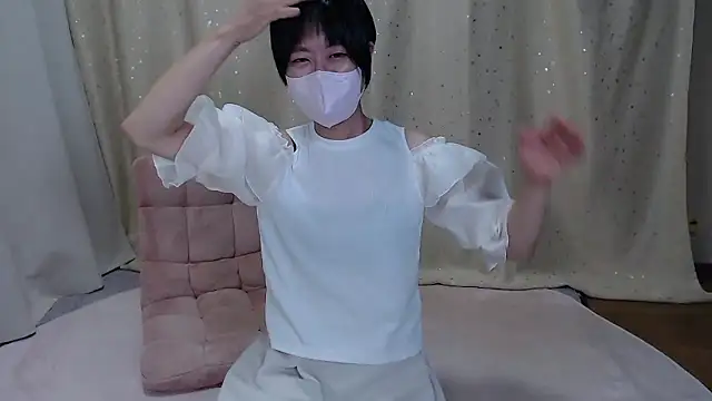 ASAHI chan online show from 09/19/25, 12:17