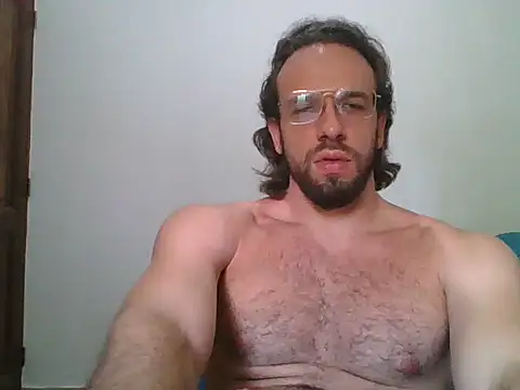 Snapshot of rubio121 chatting on 06/15/26, 02:30 rubio121 online show from 06/15/26, 02:30