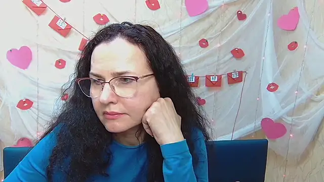 Miroslava Happi online show from 02/12/25, 09:10