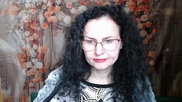 Miroslava Happi online show from 04/09/26, 06:19