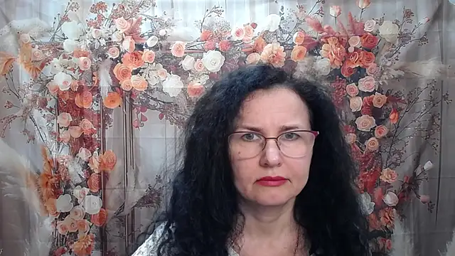 Miroslava Happi online show from 04/13/26, 05:46