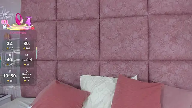 Snapshot of LilyRoxi chatting on 11/22/25, 09:47 LilyRoxi online show from 11/22/25, 09:47