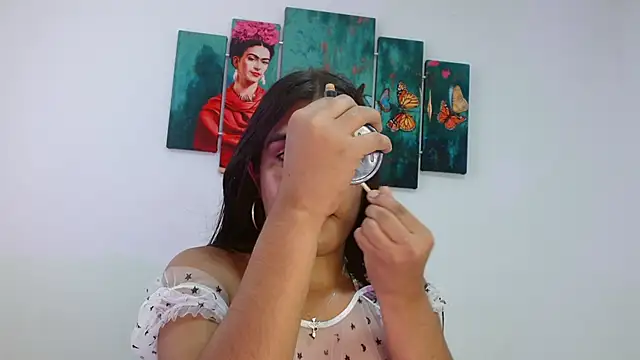 Selena fox7 online show from 02/20/25, 08:03