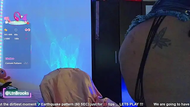 Snapshot of Annaa_Brooks chatting on 09/25/25, 12:58 Annaa Brooks online show from 09/25/25, 12:58