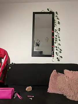 emyrose2 online show from 02/23/25, 02:40