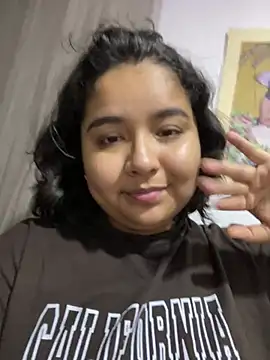 emyrose2 online show from 03/09/25, 02:39