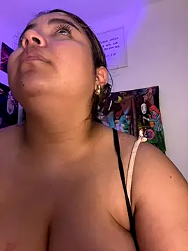 emyrose2 online show from 09/10/25, 11:05