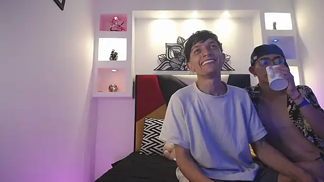 Snapshot of MaikyCooper chatting on 03/03/25, 04:14 MaikyCooper online show from 03/03/25, 04:14