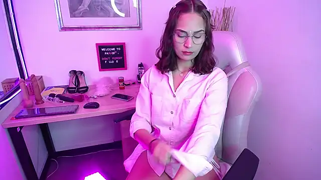 Auroraa soul online show from 10/10/25, 12:26