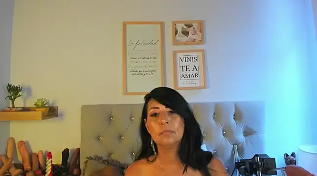 Jackiehmilf52 online show from 02/16/25, 05:04