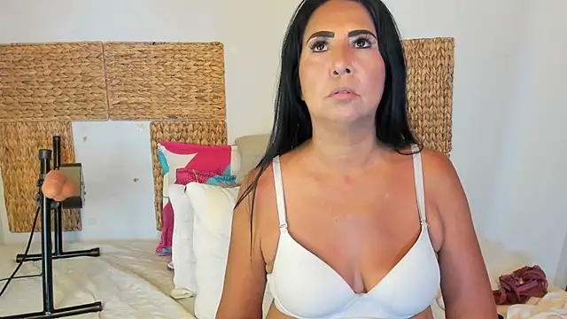 Jackiehmilf52 online show from 07/28/26, 03:21