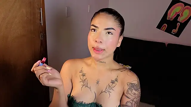 Maryybellax online show from 11/08/25, 10:08