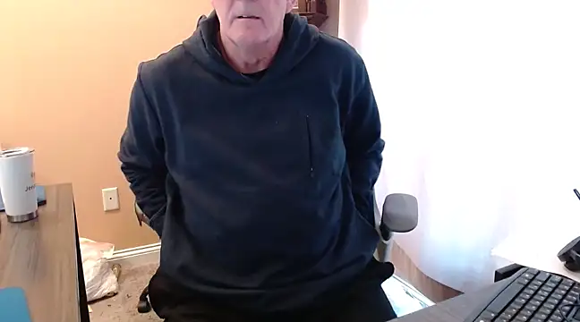 olderandwiser2 online show from 02/25/25, 05:04