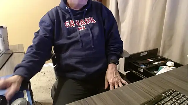 olderandwiser2 online show from 12/15/25, 05:34