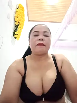 Baby-bigtits2024 online show from 02/13/25, 12:43