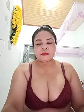 Baby-bigtits2024 online show from 03/18/25, 12:58