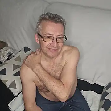 mann4u147 online show from 10/14/25, 10:10