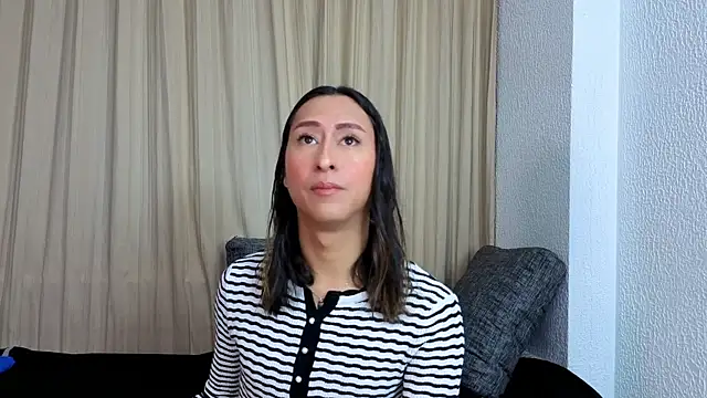 Georgina Palacios  online show from 07/25/26, 03:37