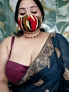 Snapshot of seetatiwari chatting on 11/25/25, 05:13 seetatiwari online show from 11/25/25, 05:13