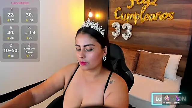 Snapshot of sol_valeria chatting on 09/22/25, 08:33 sol valeria online show from 09/22/25, 08:33